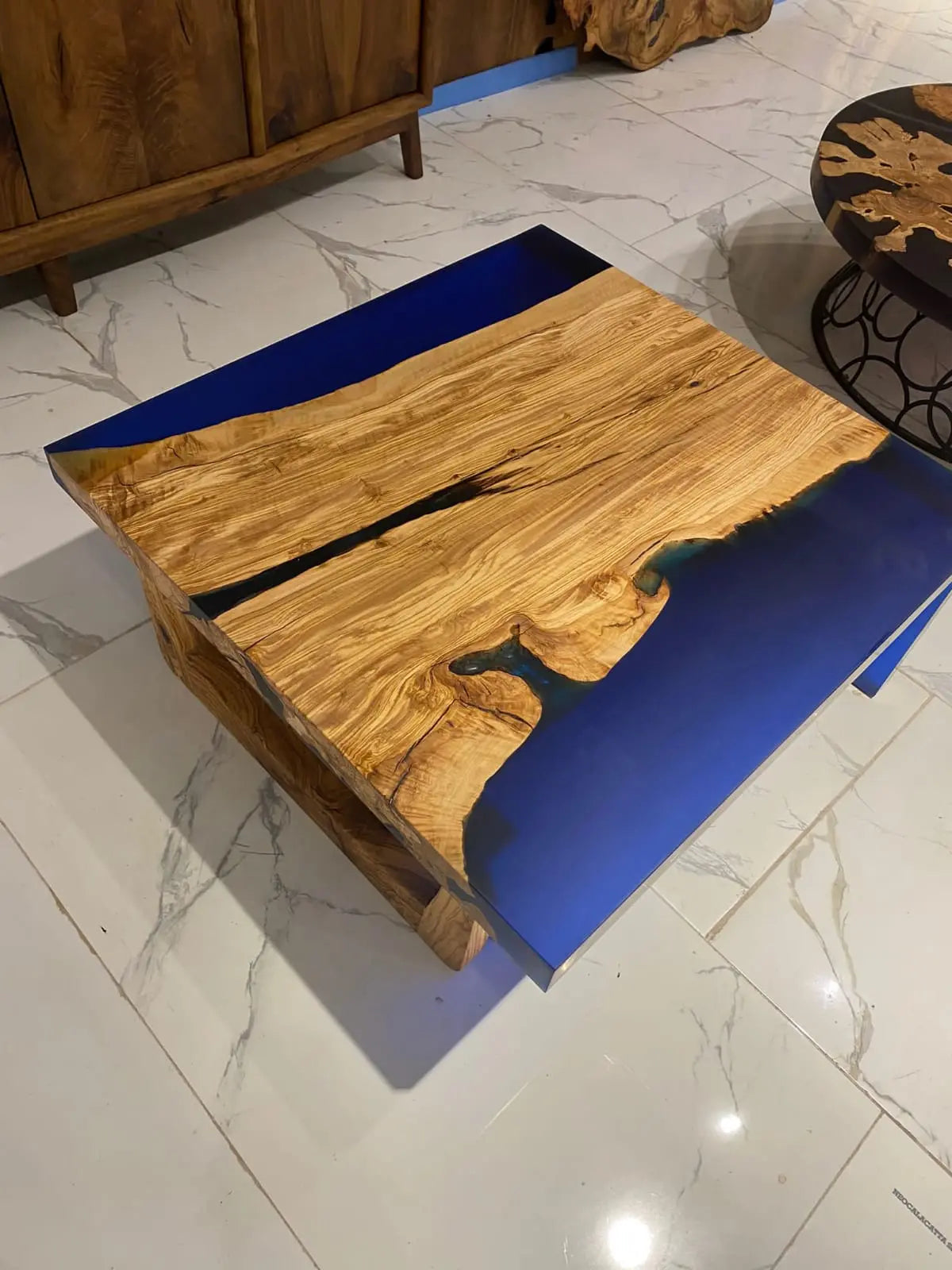 The Beauty and Benefits of Epoxy Tables for Your Home On Wooden