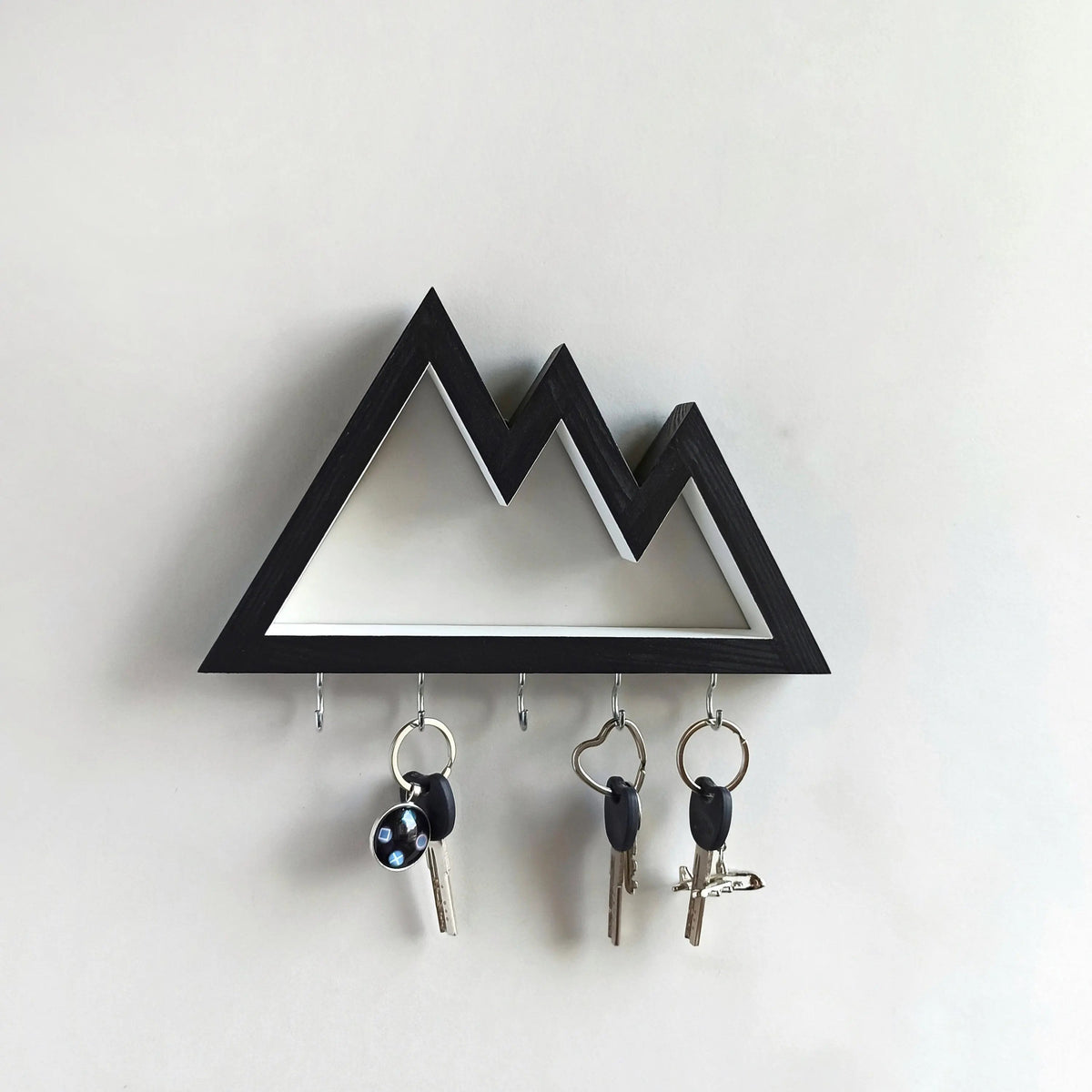 Wooden Wall Key Rack - Cascade Mountains On Wooden